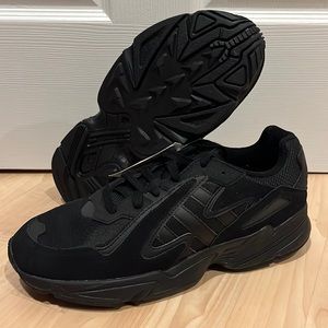 New Mens size 11 Adidas shoes